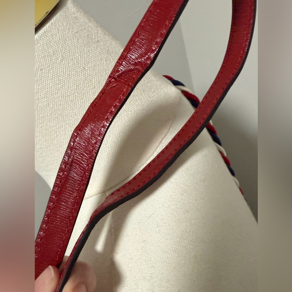 Gucci Sylvie Textured Gold Foil Pattern Mini Top Handle Bag – Hibiscus Red - Picture 16 of 16